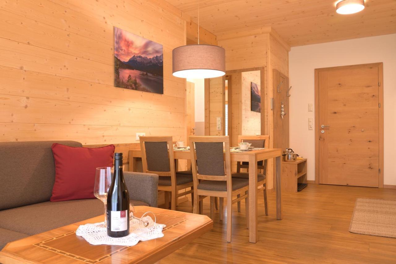 Villa Alpin Holzgau Eksteriør billede
