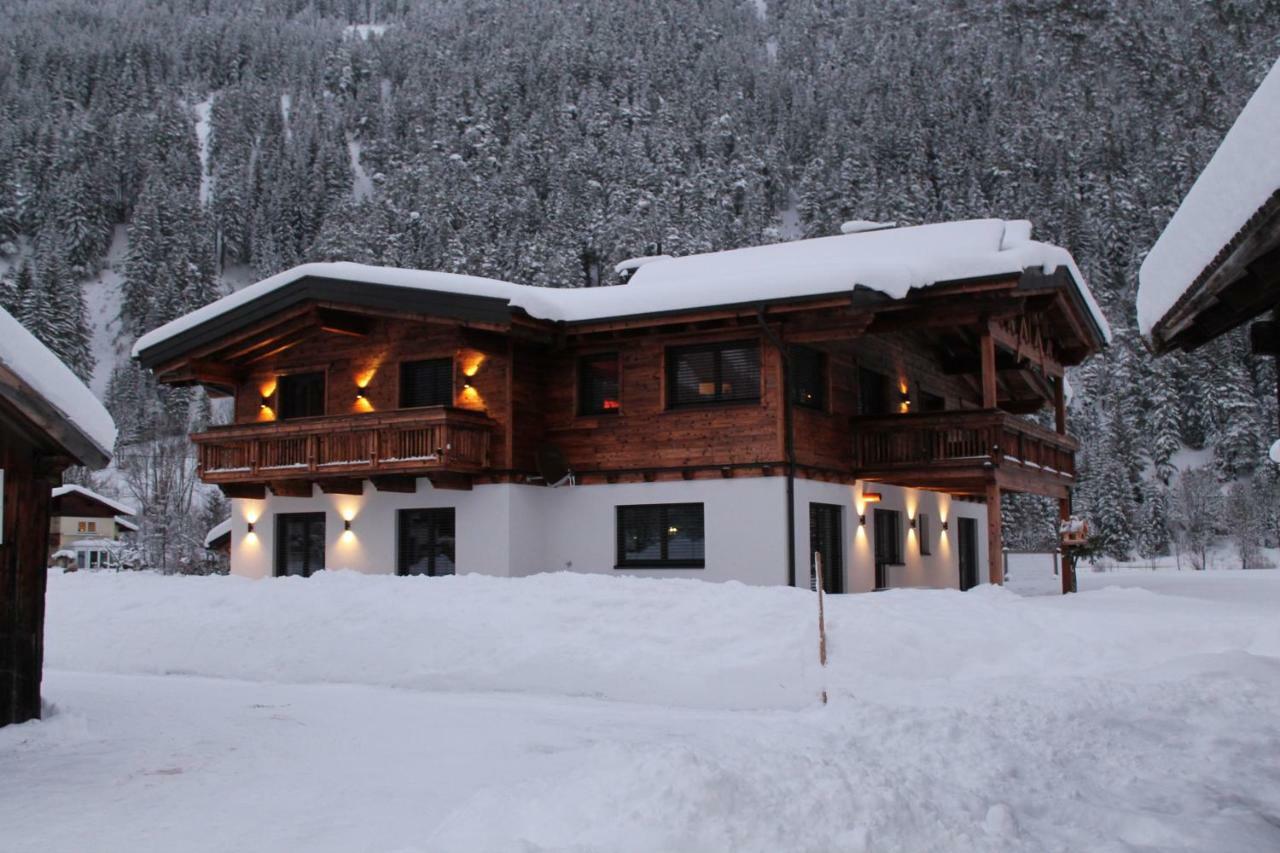 Villa Alpin Holzgau Eksteriør billede